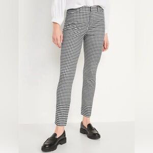 Old Navy Pixie high rise, black & white gingham, Sz 16P